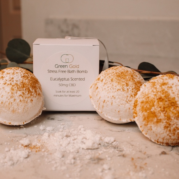 *Host Pick* (1) Organic Bath Ball With Gold Stardust - Picture 5 of 8